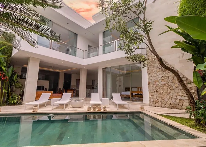 Villa Kusamakura Seminyak